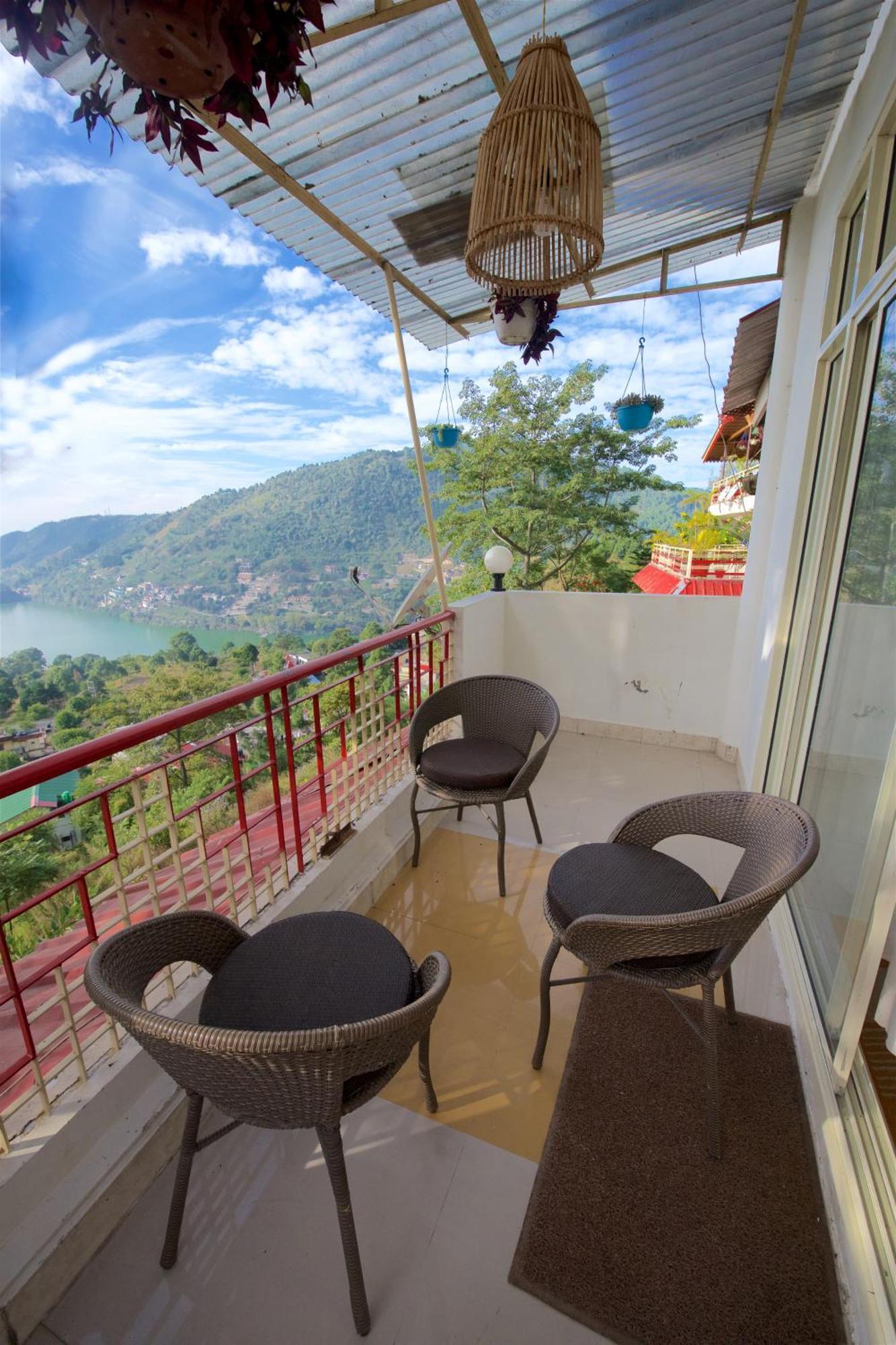 Magpie Retreat Apartment Bhimtal Room photo